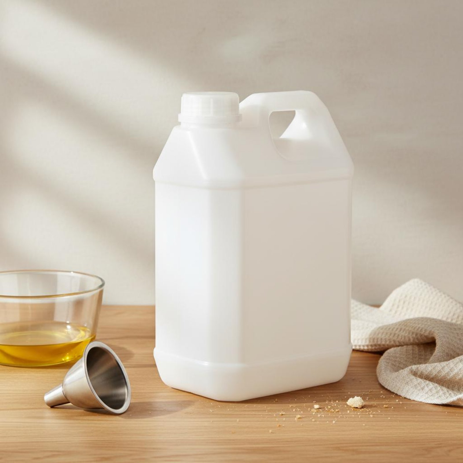 Food-Safe Plastic Jug Versatil - đánh giá và giá Food Storage Plastic